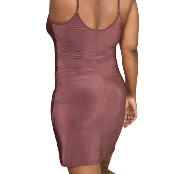 Vintage Olga Slip Brown Silky Shimmer Nylon Lingerie Shelf Bra Nightgown Small - Picture 10 of 14